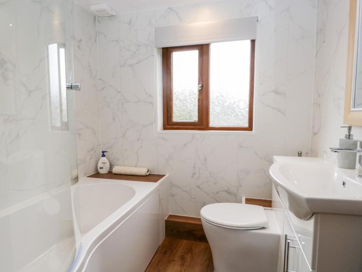 Rose Cottage Kendal Bagian luar foto